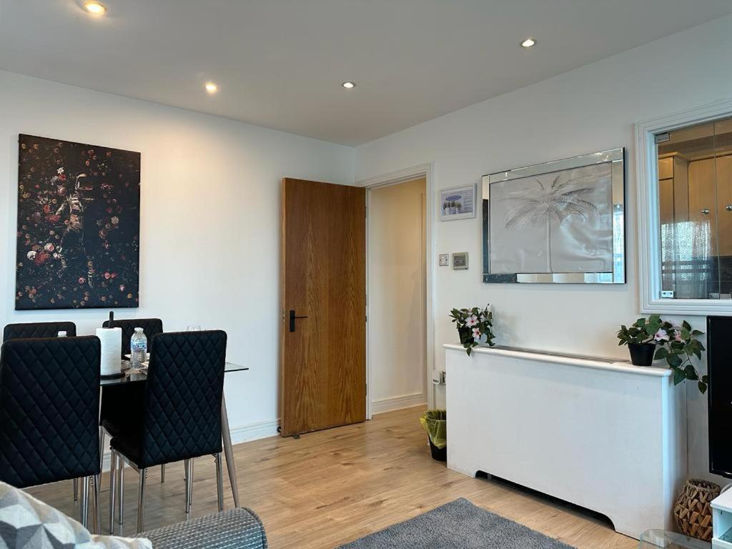 Appartement Cosy Views à Londres Extérieur photo
